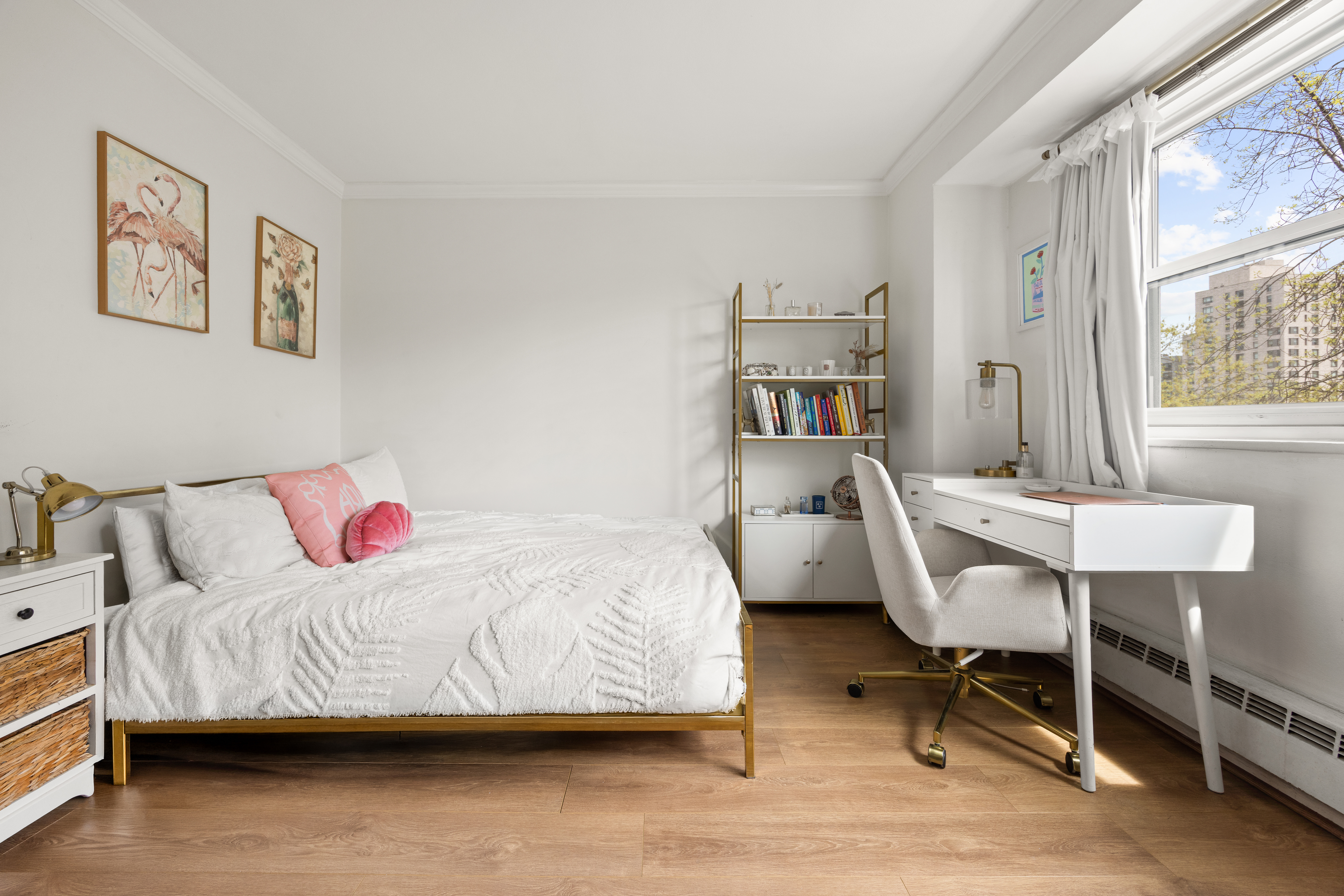 191 Willoughby Street, Unit 5E Brooklyn, NY 11201 - Photo 3 of 16 a bedroom with a bed and a table in it
