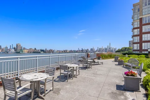 $1,150,000 | 1125 Maxwell Lane, Unit 222, Hoboken, NJ 07030