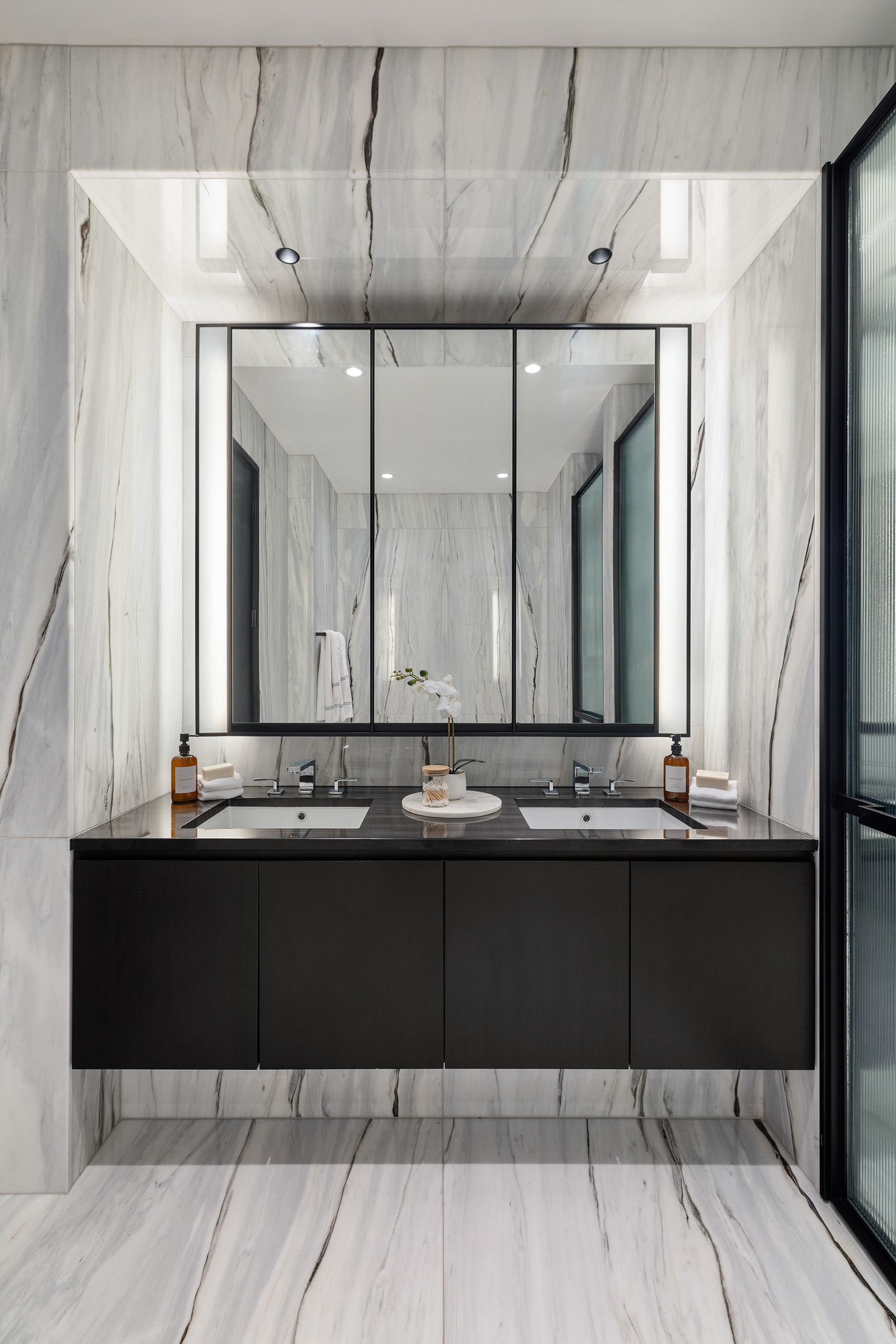 157 West 57th Street, Unit 50B Manhattan, NY 10019 - Photo 13 of 20 Gallery Image 13