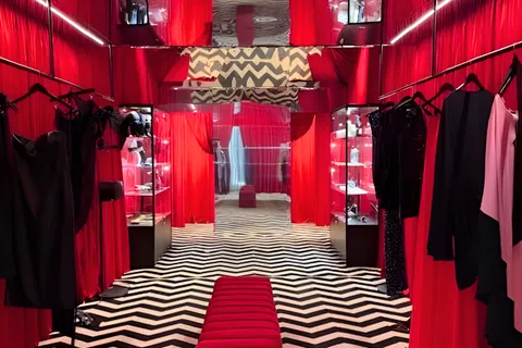 $24,750,000 | 3 Railroad Avenue, East Hampton, NY 11937