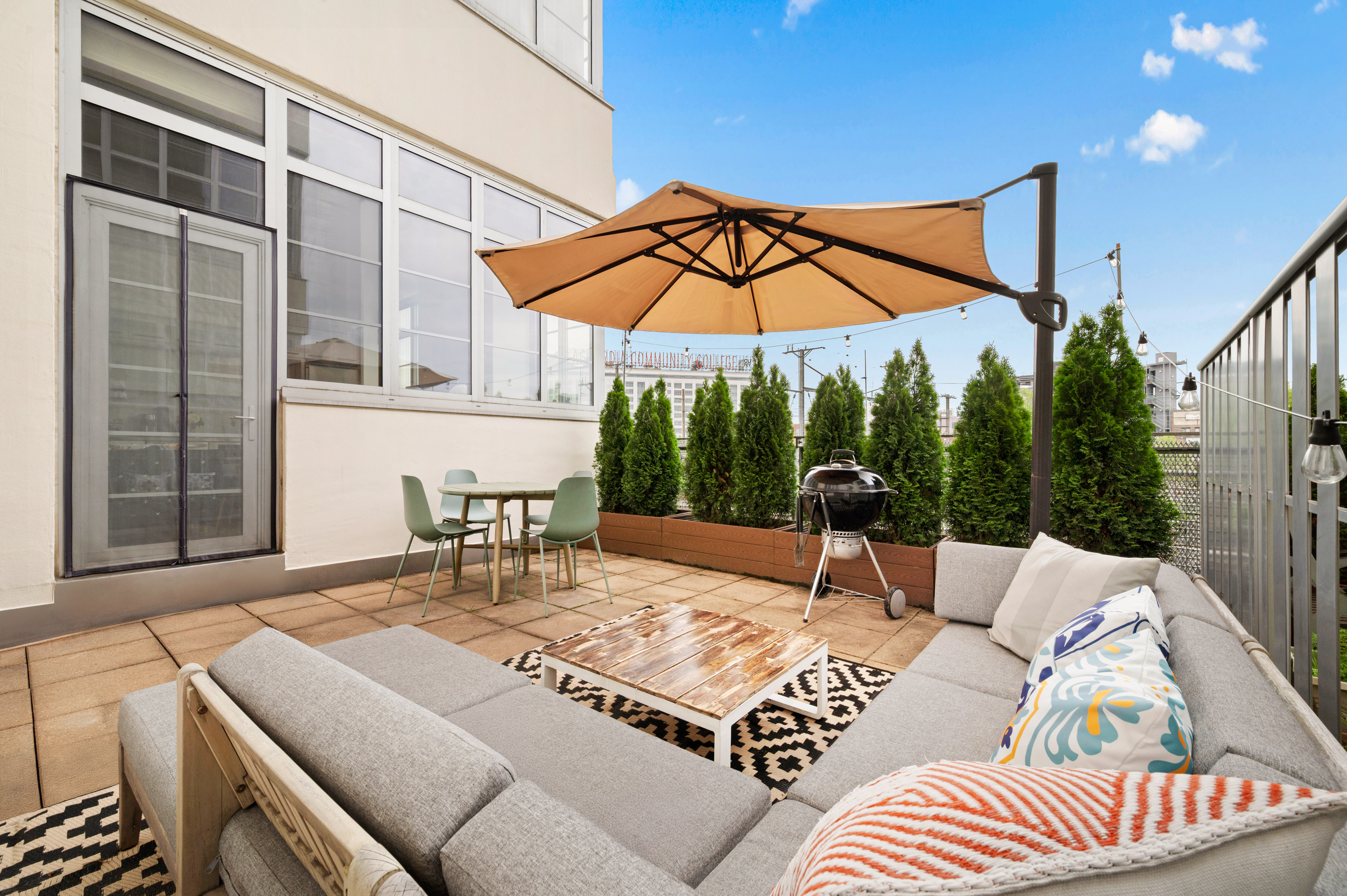 27-28 Thomson Avenue, Unit 128 Queens, NY 11101 - Photo 1 of 25