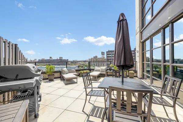 $6,750 | 13-33 Jackson Avenue, Unit 9B | Long Island City