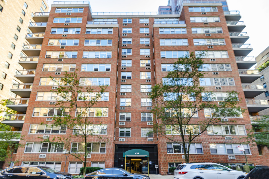 420 East 55th Street, Unit 4L Manhattan, NY 10022 - Photo 10 of 13