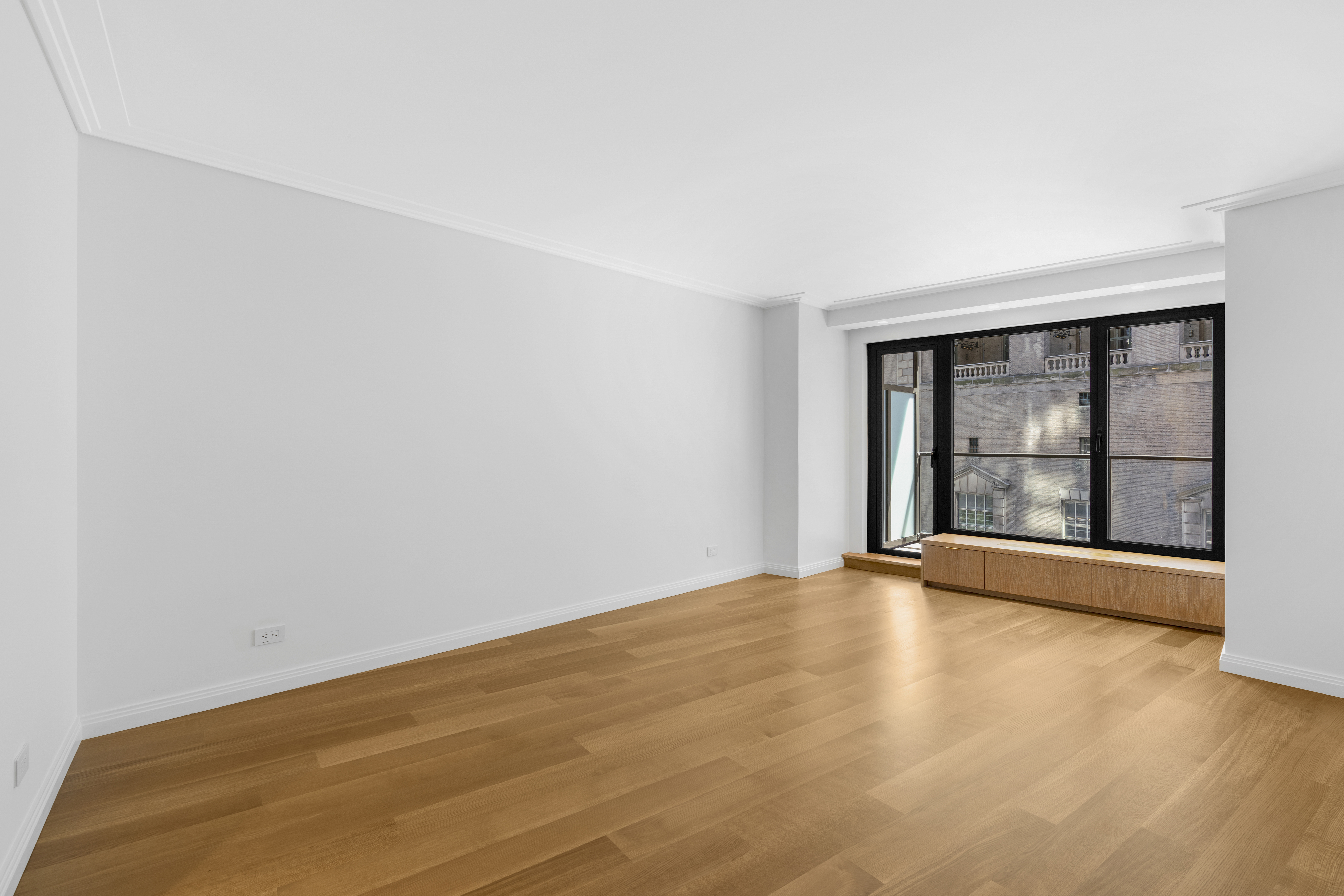 200 Central Park South, Unit 11H Manhattan, NY 10019 - Photo 12 of 18