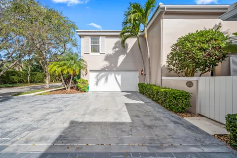$1,389,000 | 14394 Cypress Island Court, Palm Beach Gardens, FL 33410