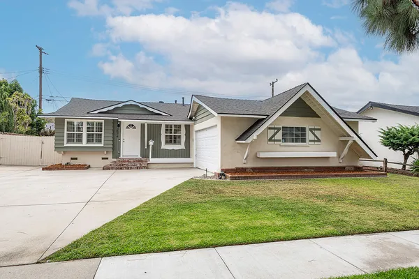 $899,000 | 3574 Cortner Avenue, Long Beach, CA 90808