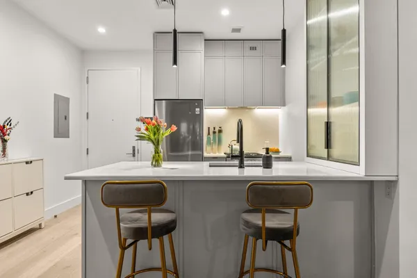 $4,700 | 323 Lenox Road, Unit 2C | Flatbush