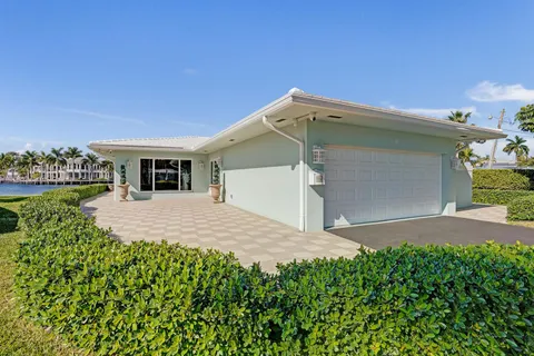 $1,895,000 | 1431 South Ocean Boulevard, Unit 17, Lauderdale-by-the-Sea, FL 33062