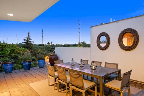 $1,095,000 | 2301 South 5th Street, Unit 11, Austin, TX 78704