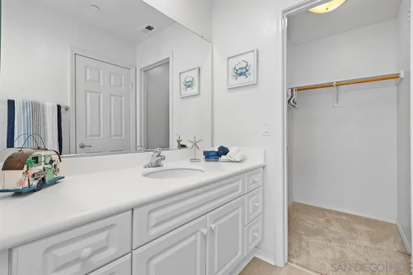 $1,395,000 | 475 Taylor Drive, Oceanside, CA 92056