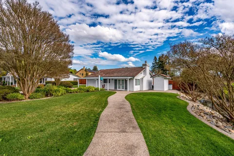 $2,068,000 | Stonebridge Drive, Napa, CA 94558