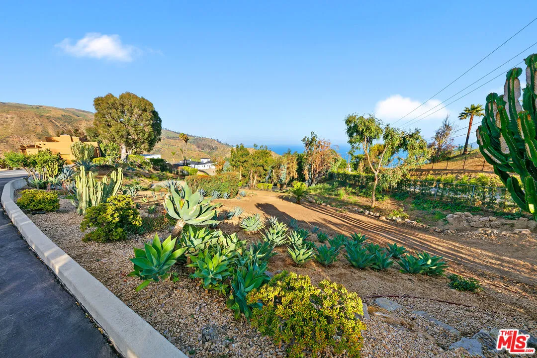 $4,350,000 | 3240 Sumac Ridge Road, Malibu, CA 90265