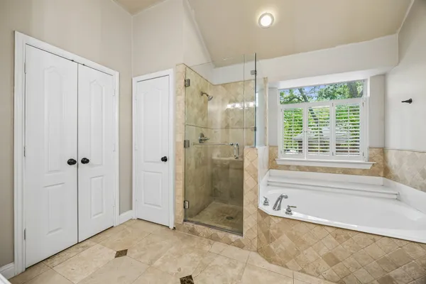 $525,000 | 14 Brook Hollow Lane, Trophy Club, TX 76262