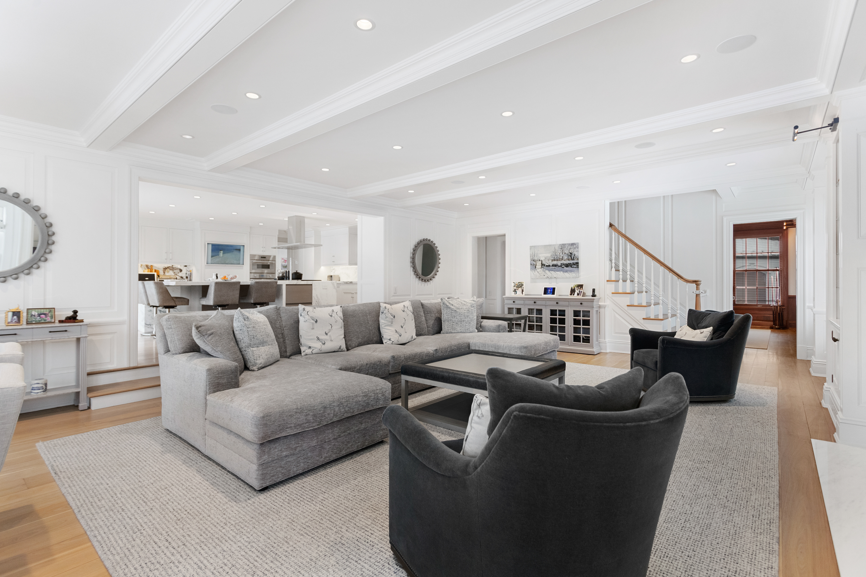 19 Hawkwood Lane Greenwich, CT 06830 - Photo 11 of 33