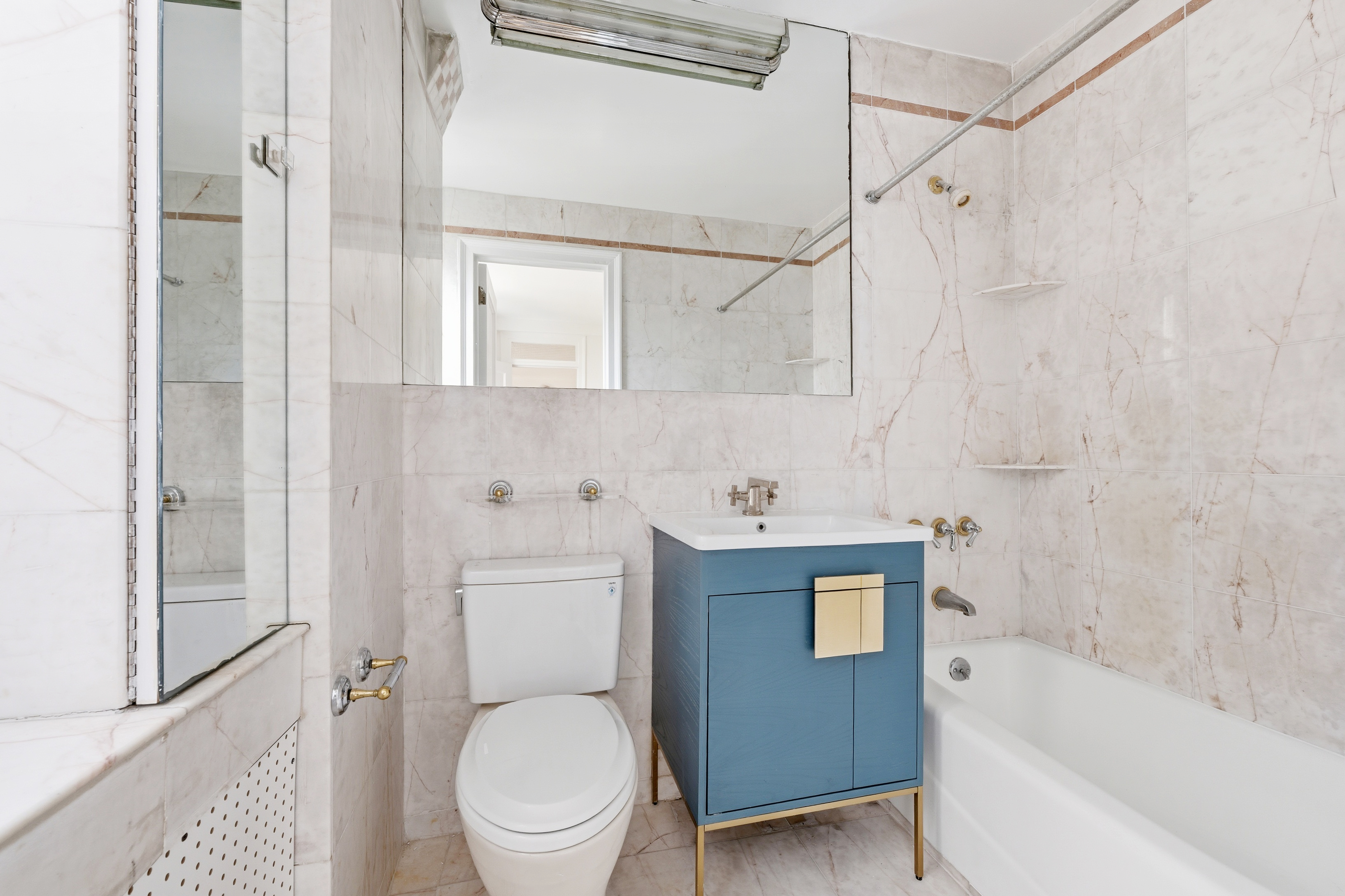 230 West End Avenue, Unit 8F Manhattan, NY 10023 - Photo 5 of 7