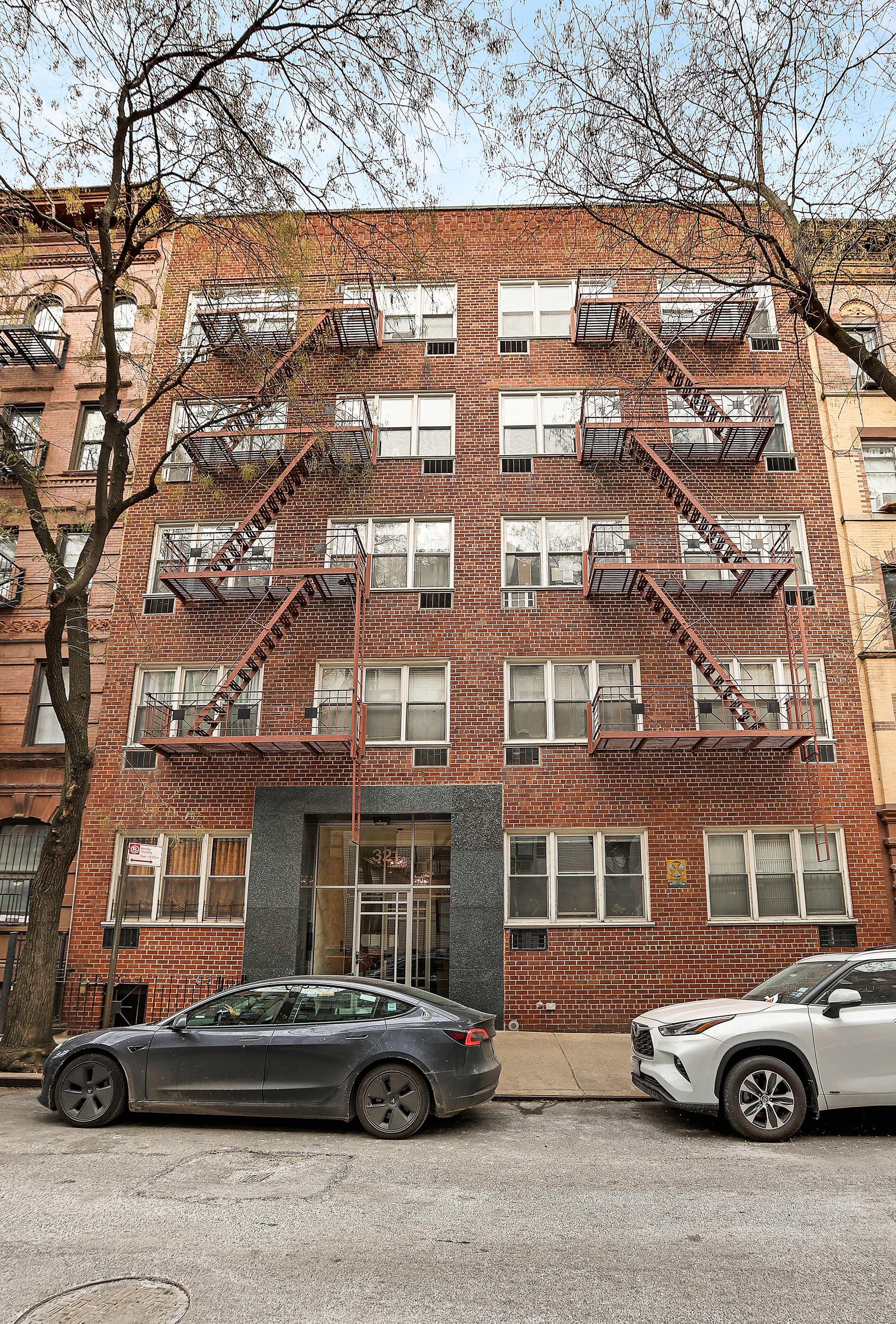 321 East 89th Street, Unit 4E Manhattan, NY 10128 - Photo 13 of 14