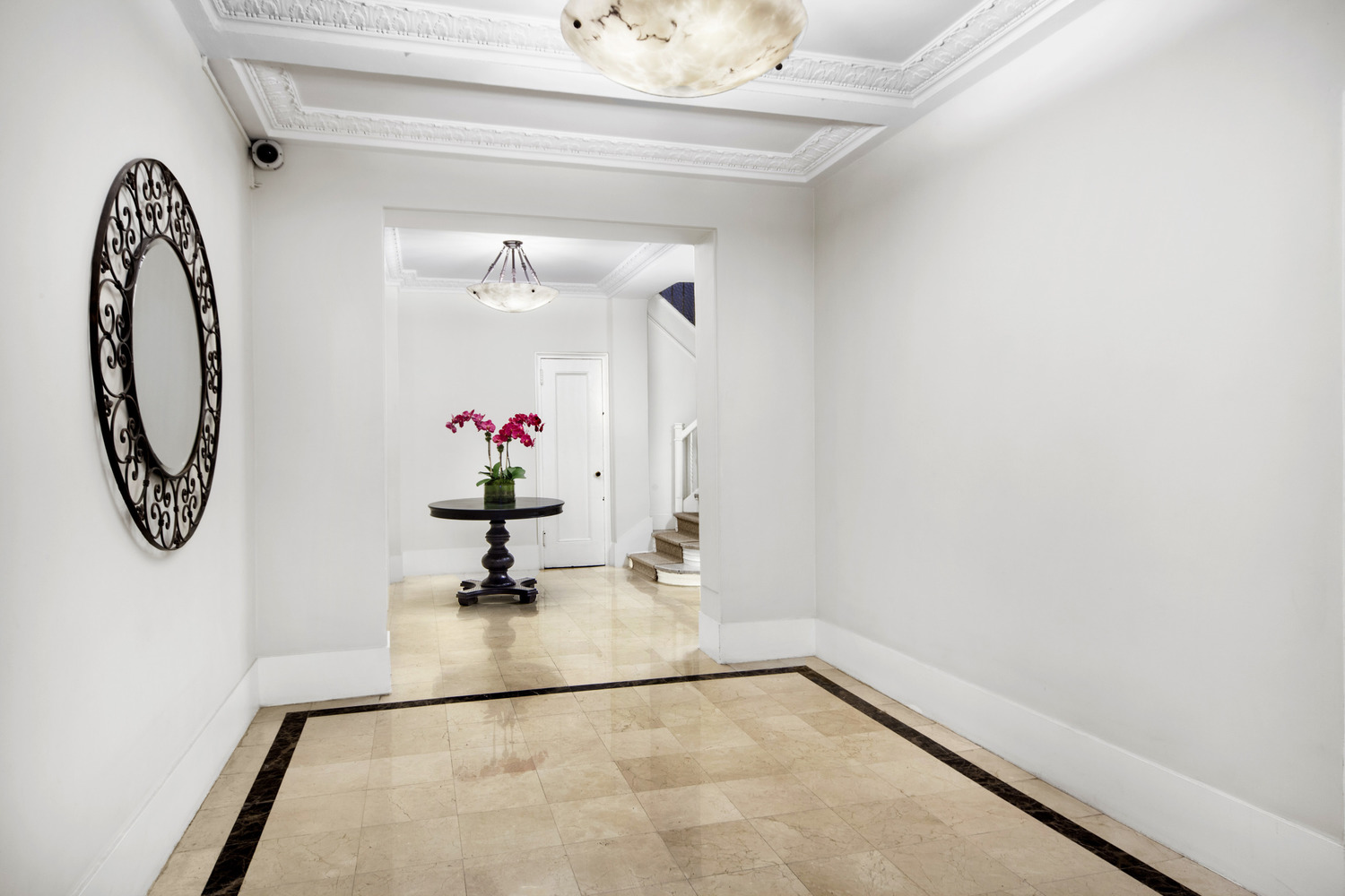 114 West 70th Street, Unit 1C Manhattan, NY 10023 - Photo 9 of 10