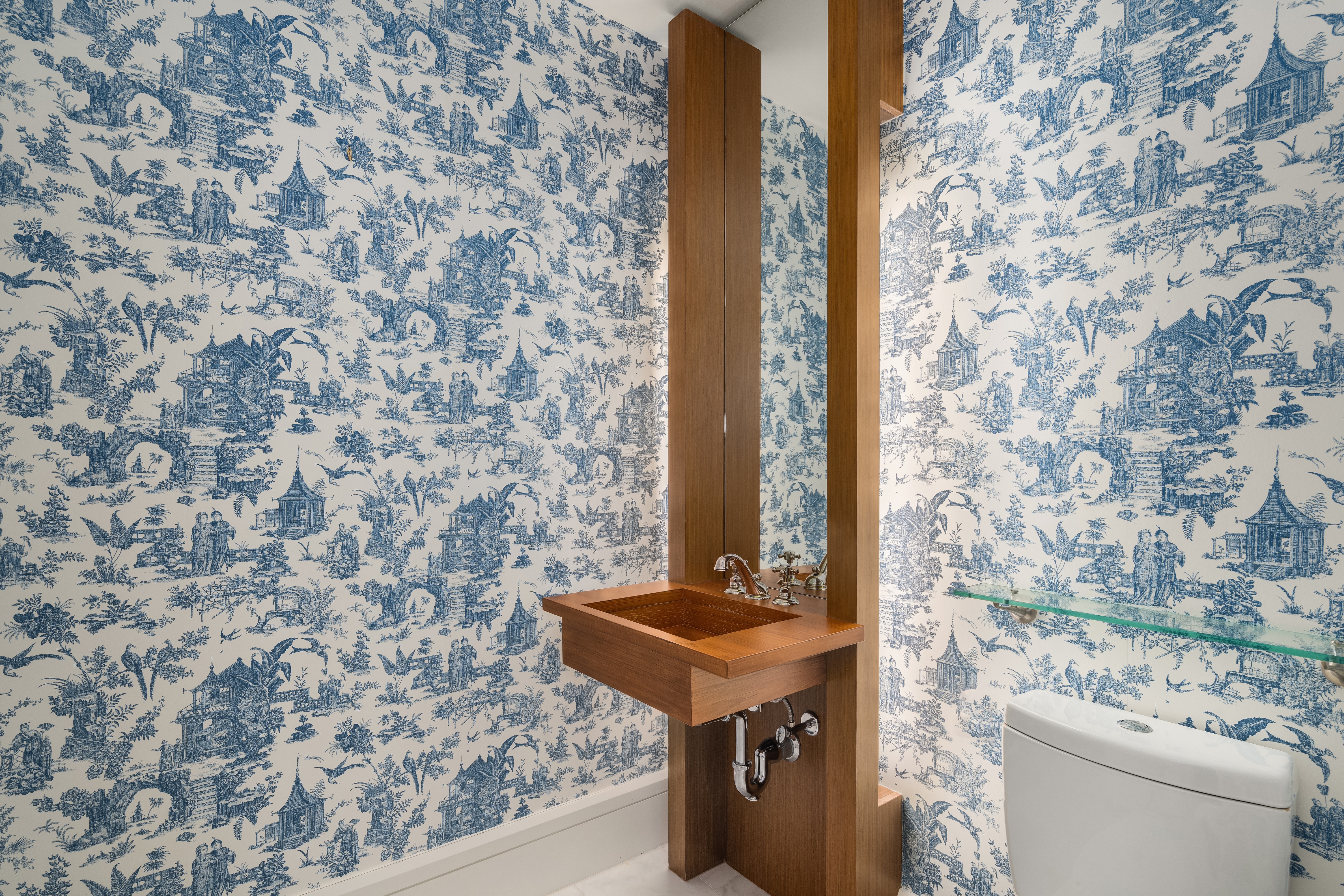 60 Riverside Boulevard, Unit PH4001 Manhattan, NY 10069 - Photo 12 of 33 a bathroom with a toilet and a shower