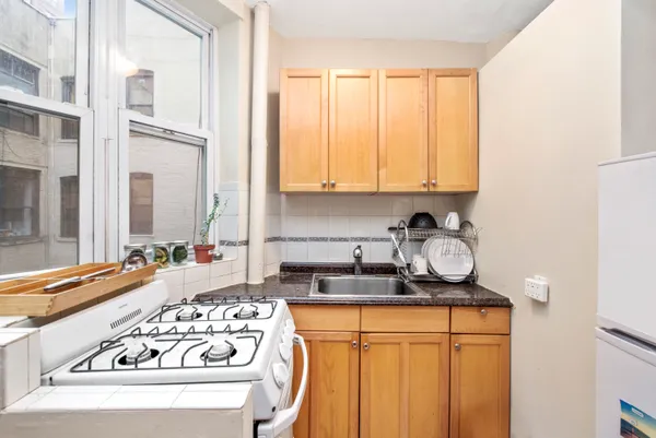$3,200 | 309 East 95th Street, Unit 23 | Upper East Side