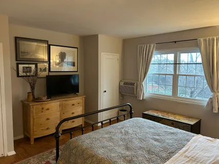 $370,000 | 1649 Fitzgerald Lane, Alexandria, VA 22302