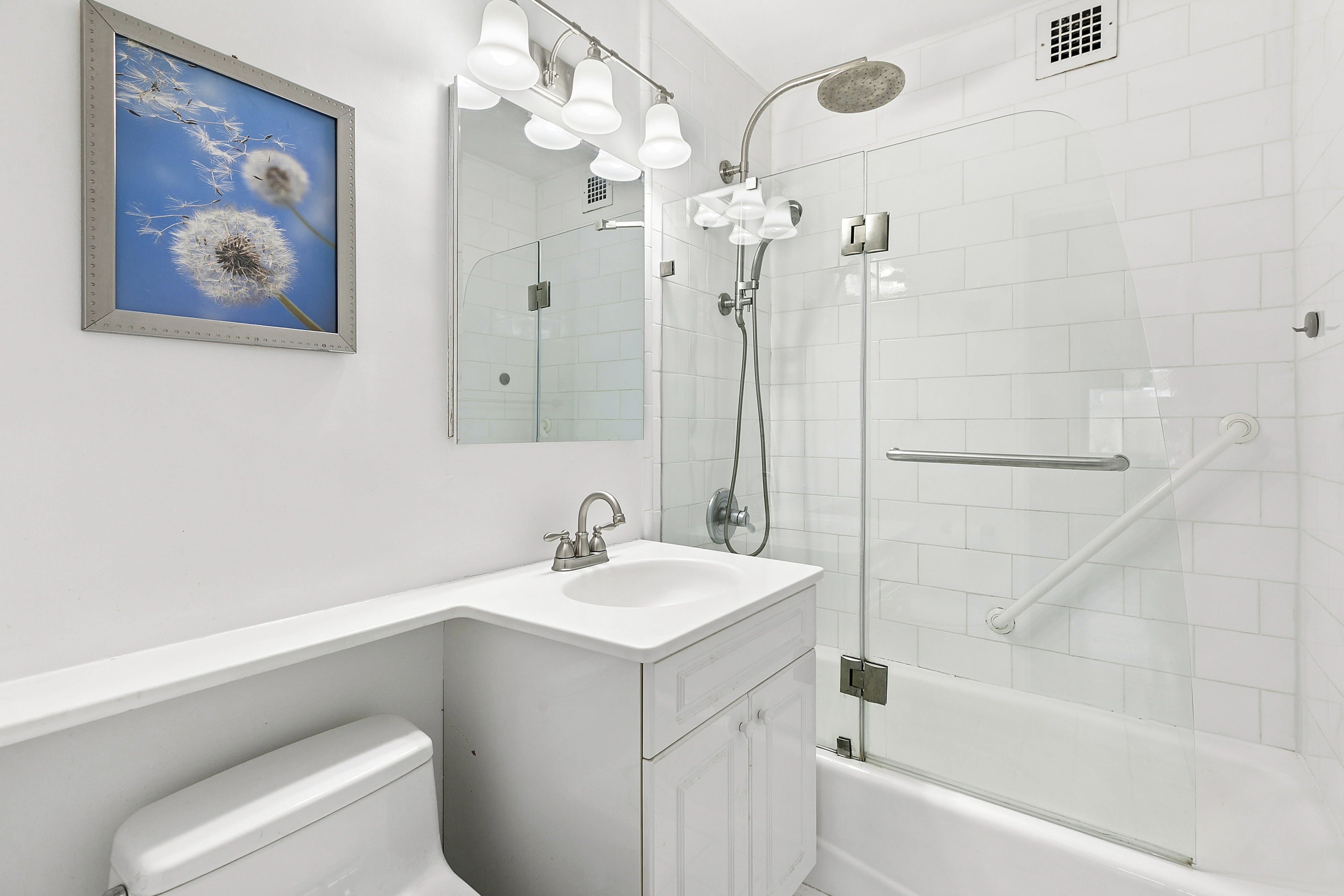 201 East 17th Street, Unit 14H Manhattan, NY 10003 - Photo 5 of 14