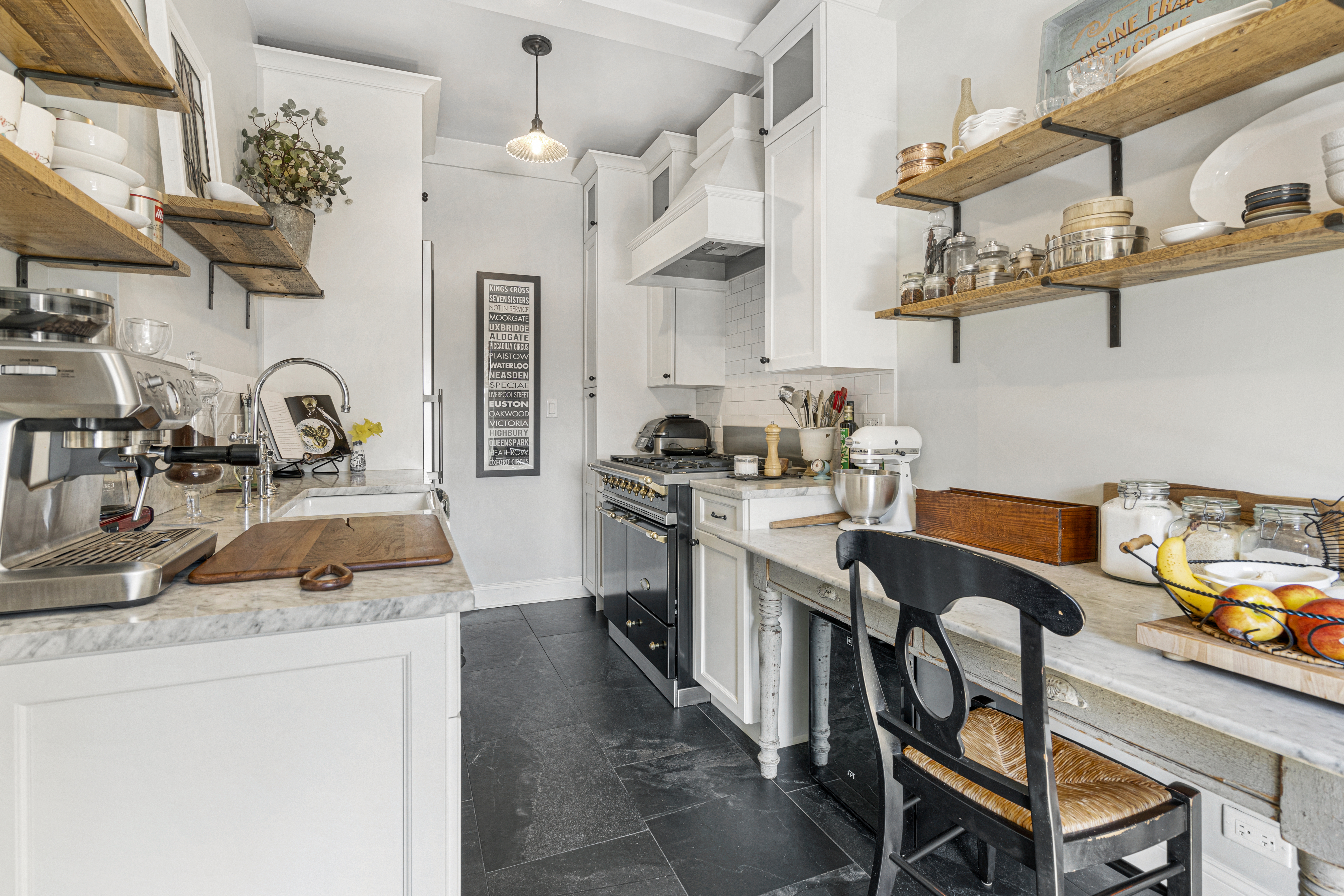 310 West 106th Street, Unit 9E Manhattan, NY 10025 - Photo 7 of 12