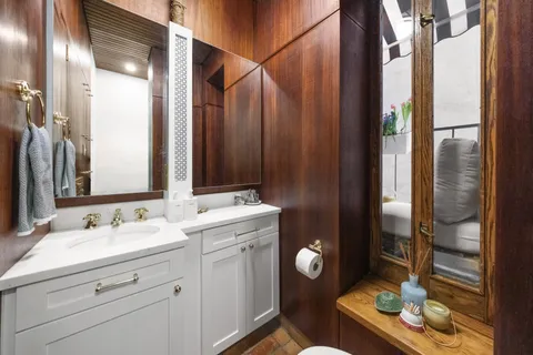 $1,750,000 | 237 West 11th Street, Unit 2B | West Village