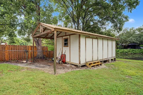 $699,000 | 13117 Forest Hills Drive, Tampa, FL 33612
