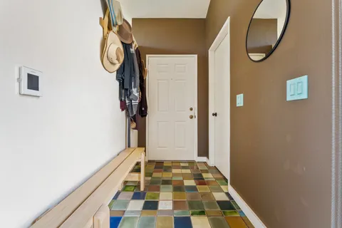 $1,095,000 | 555 Camino De Lane, Santa Barbara, CA 93111