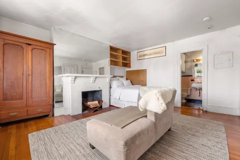 $459,000 | 8 Brimmer Street, Unit 5B, Boston, MA 02108