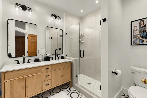 $1,275,000 | T Street Northwest, Washington, DC 20009