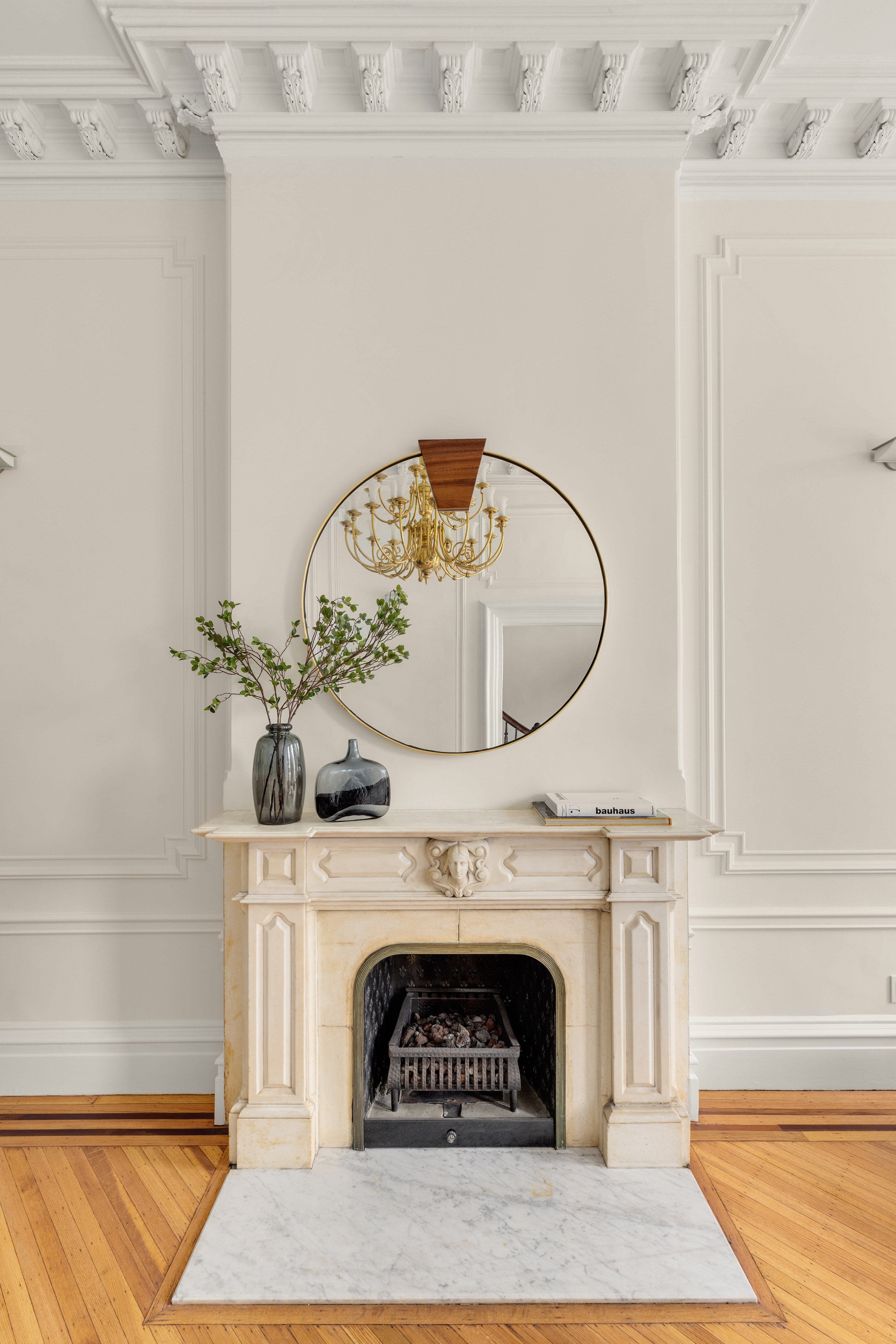 75 Columbia Heights Brooklyn, NY 11201 - Photo 7 of 29 a living room with a fireplace and a potted plant
