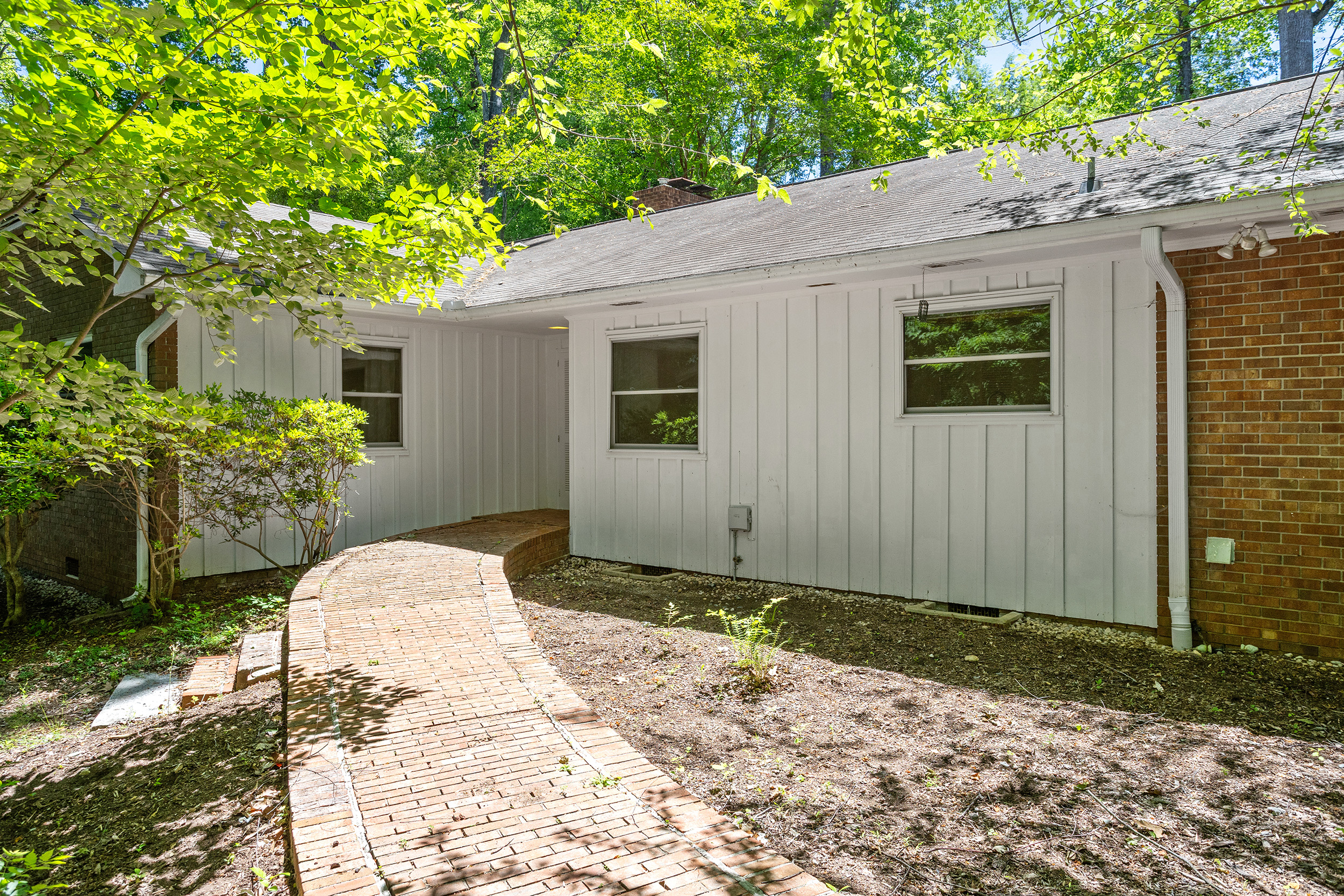 904 Kings Mill Road Chapel Hill, NC 27517 - Photo 28 of 32
