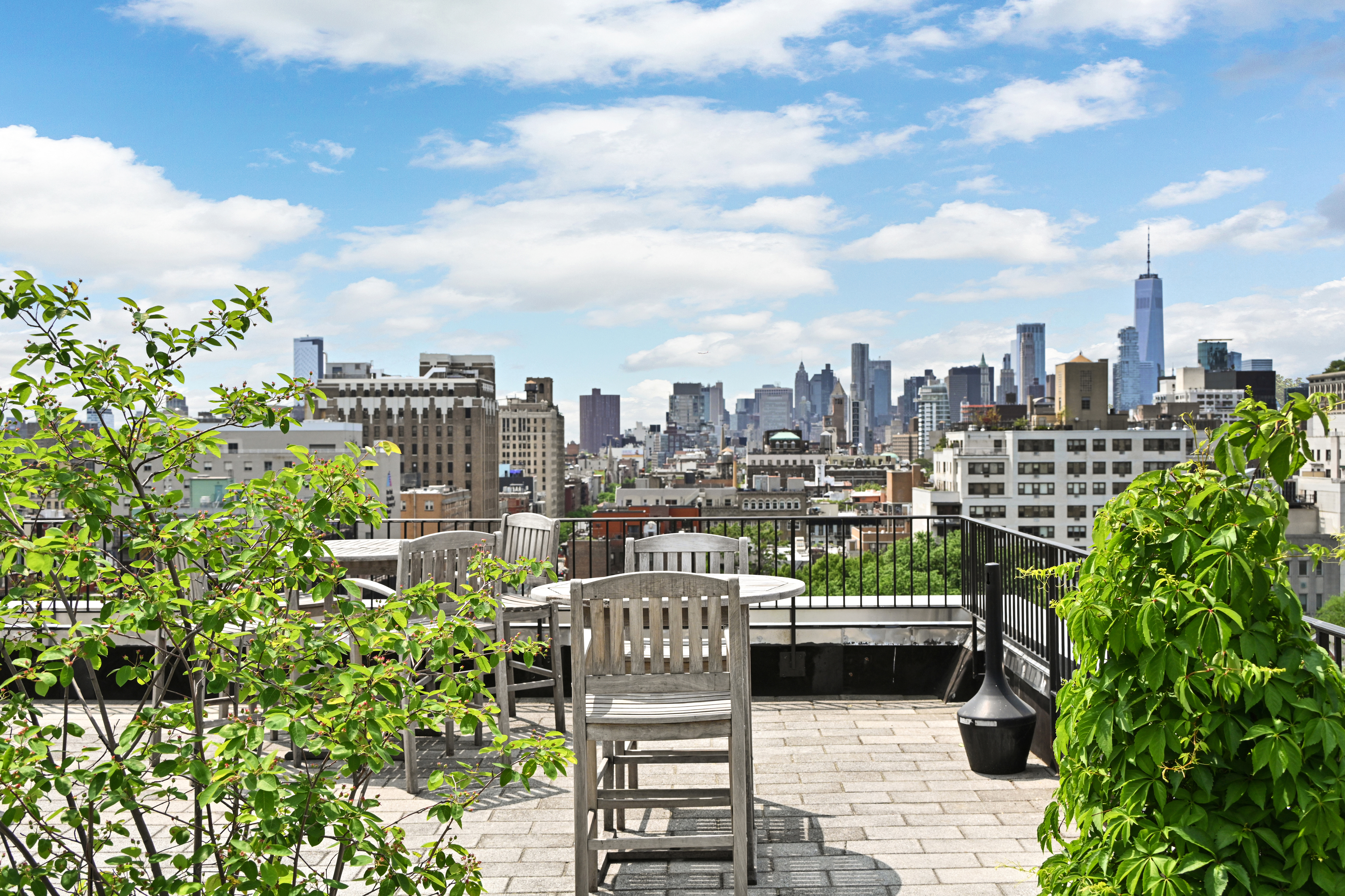 305 2nd Avenue, Unit 325 Manhattan, NY 10003 - Photo 13 of 22 a view of a city with tall buildings