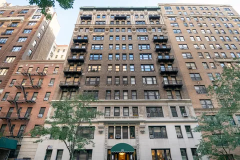 $1,900,000 | 150 West 79th Street, Unit 12CD | Upper West Side