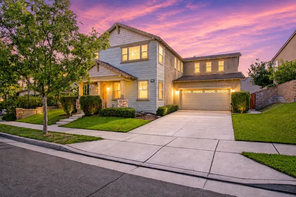 $925,000 | 25050 Cliffrose Street, Corona, CA 92883