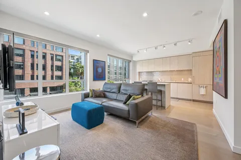 $1,098,000 | 110 Channel Street, Unit 327, San Francisco, CA 94158