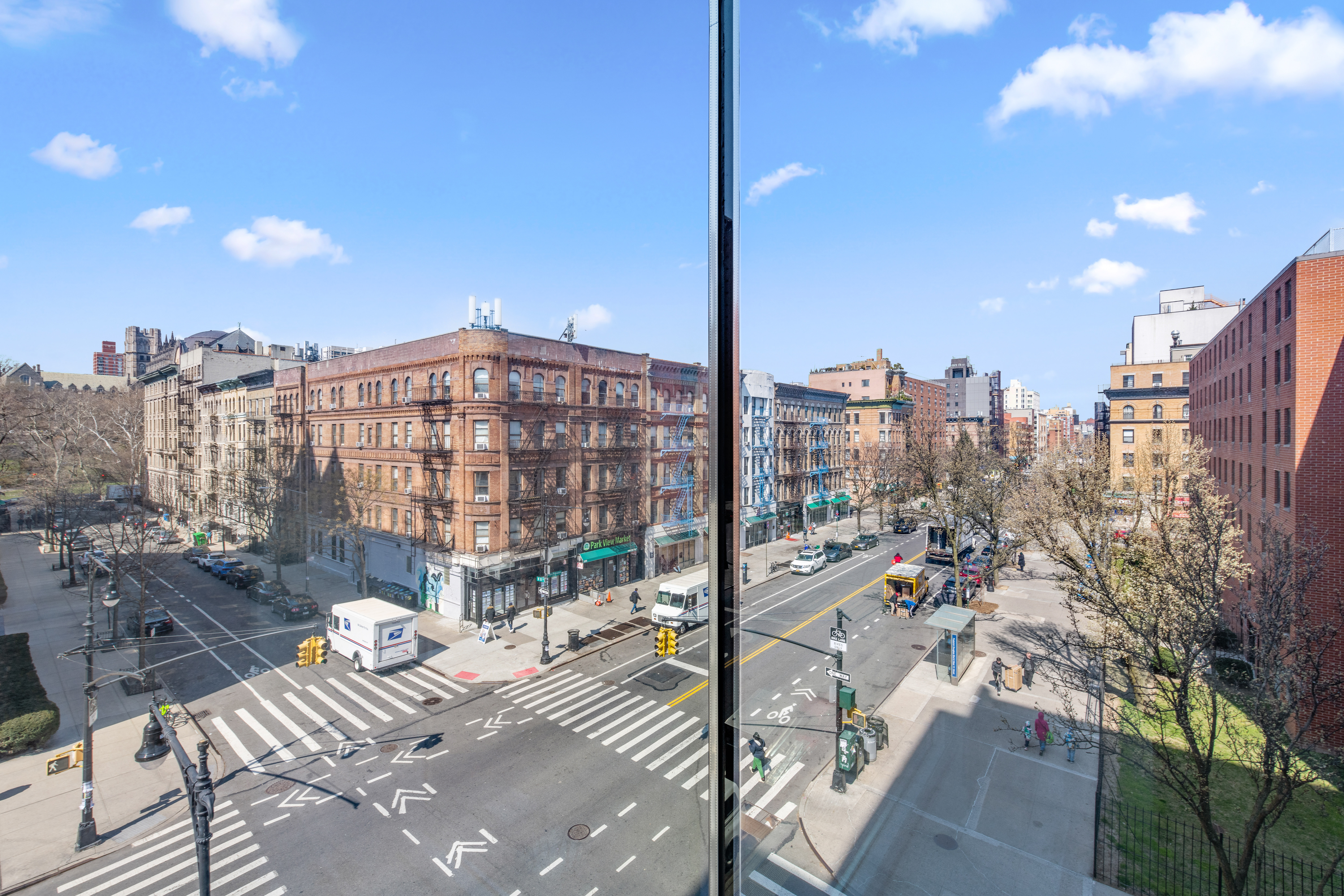 285 West 110th Street, Unit 4B Manhattan, NY 10026 - Photo 2 of 14 a city view