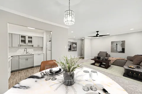 $249,000 | 6141 Edsall Road, Unit L, Alexandria, VA 22304