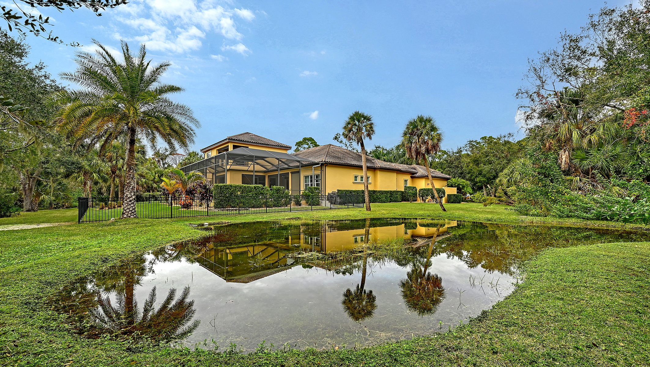 9489 Swaying Branch Road Sarasota, FL 34241 - Photo 23 of 25