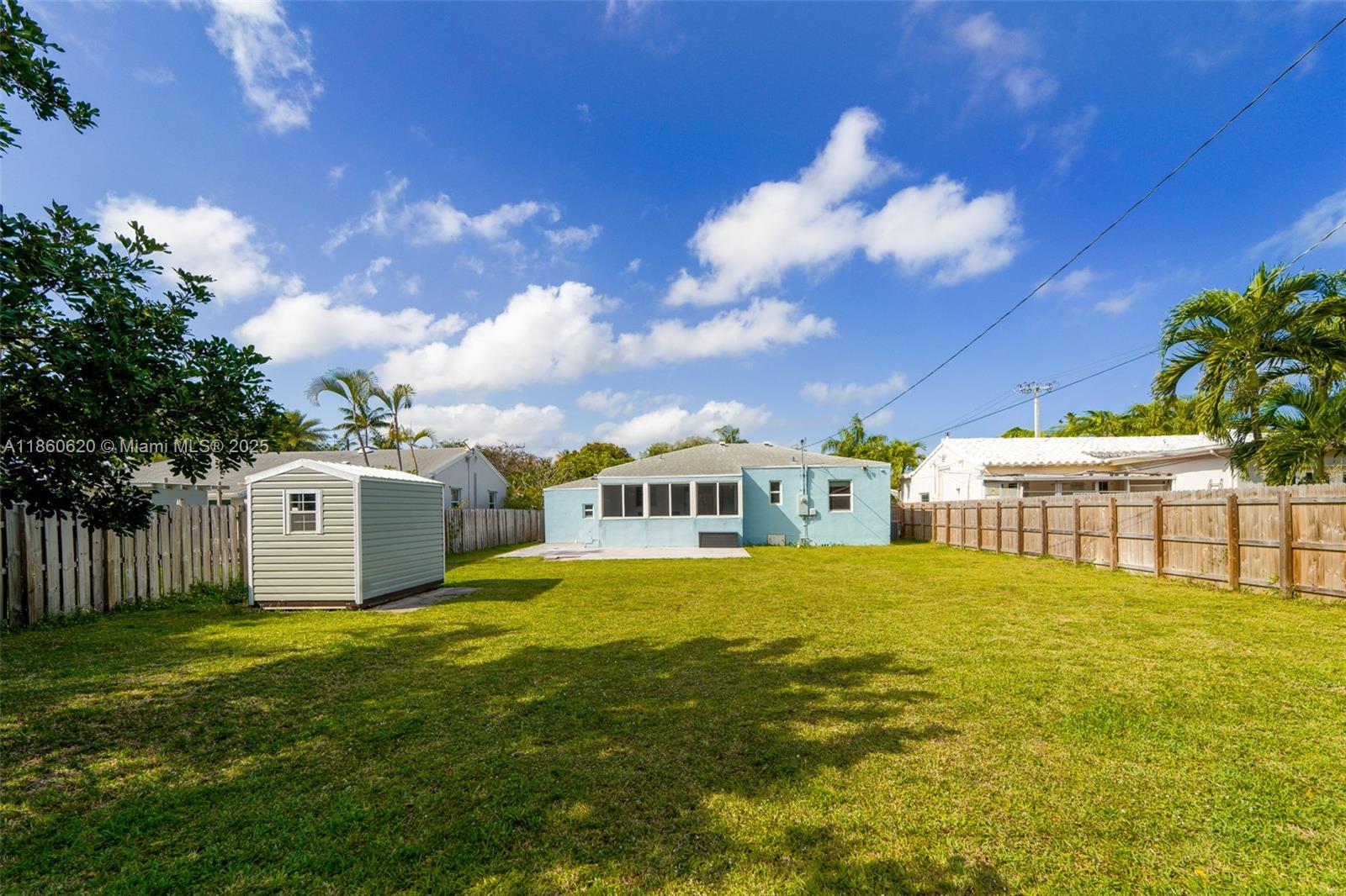 1504 Funston Street Hollywood, FL 33020 - Photo 11 of 26