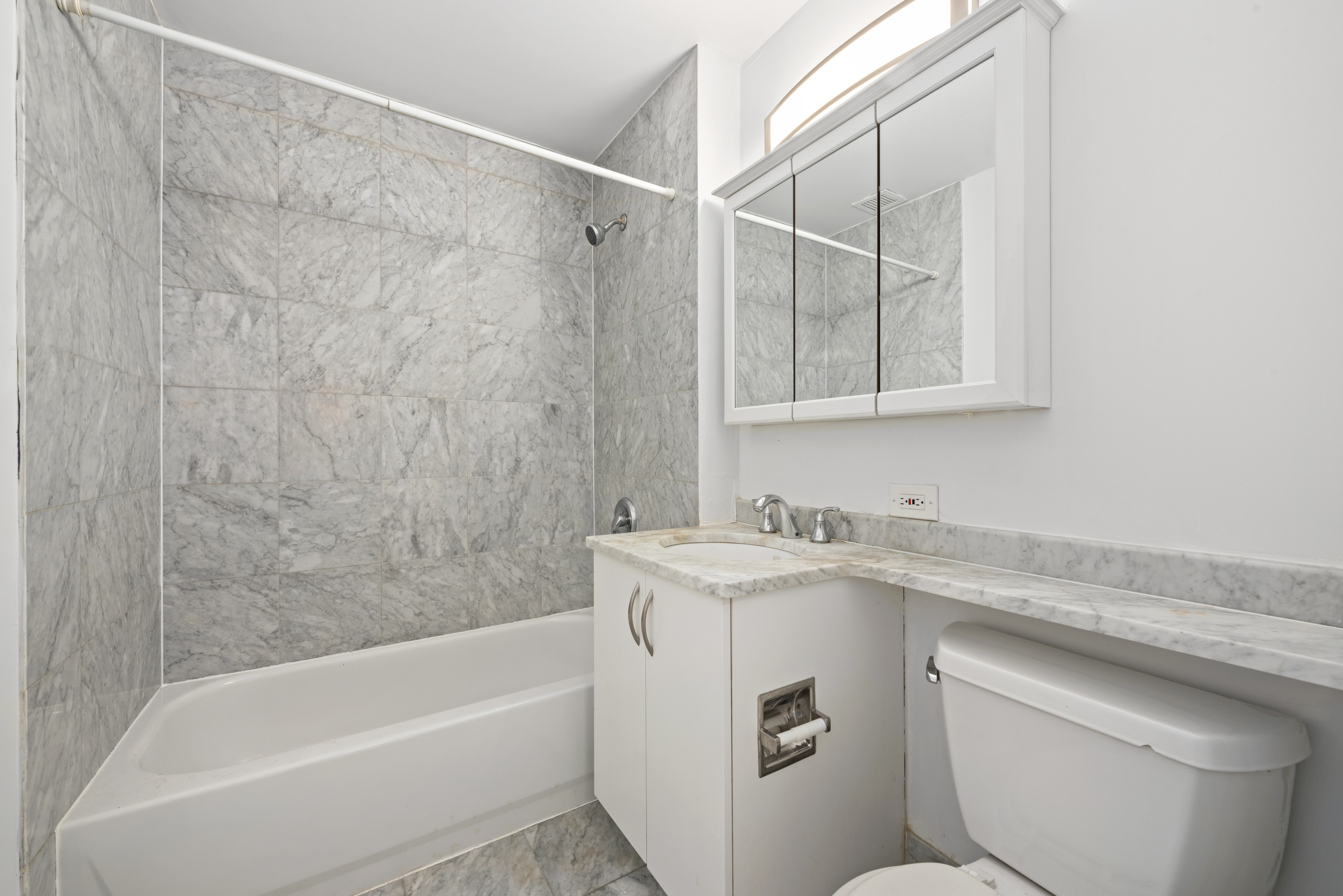 199 Bowery, Unit 5F Manhattan, NY 10002 - Photo 5 of 7