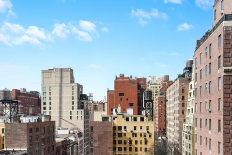 $1,250,000 | 205 East 78th Street, Unit 12C | Upper East Side