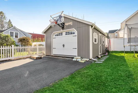 $895,000 | 309 Maple Avenue, Oradell, NJ 07649