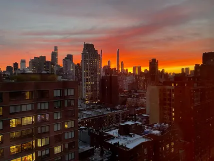 $598,000 | 333 East 79th Street, Unit 21M | Upper East Side