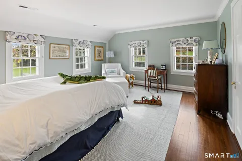 $4,050,000 | 32 West Road, New Canaan, CT 06840