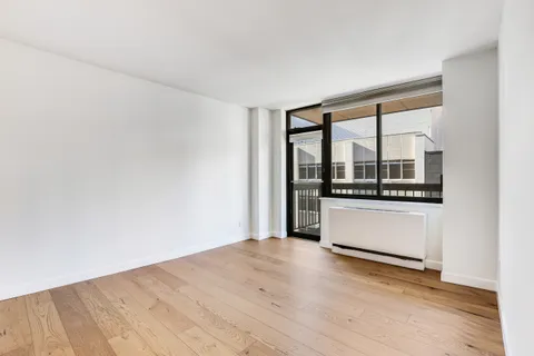 $749,000 | 403 East 62nd Street, Unit 7C | Lenox Hill