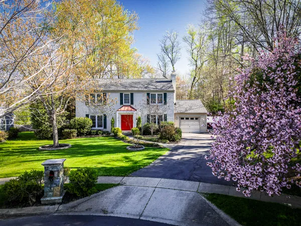 $1,025,000 | 6 Starlight Court, Potomac, MD 20854