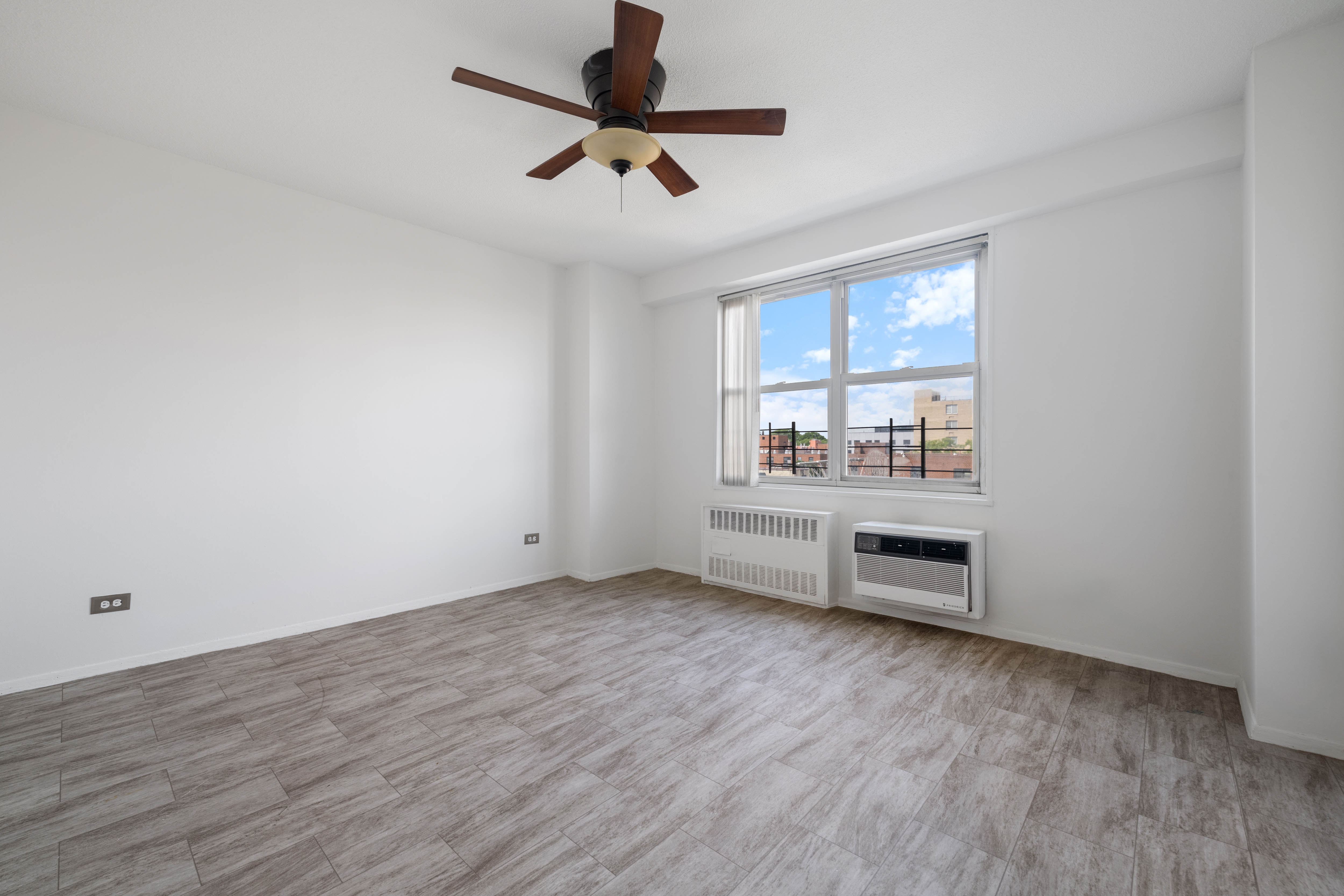 2550 Olinville Avenue, Unit 7E Bronx, NY 10467 - Photo 6 of 10 Gallery Image 6