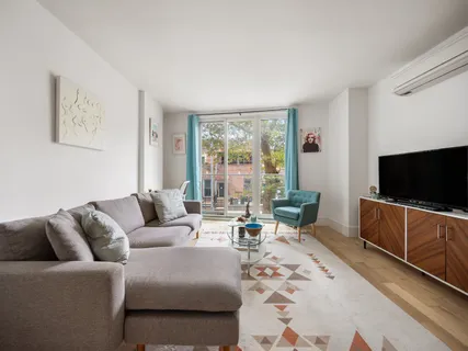 $575,000 | 15 East 19th Street, Unit 1B | Prospect Park South